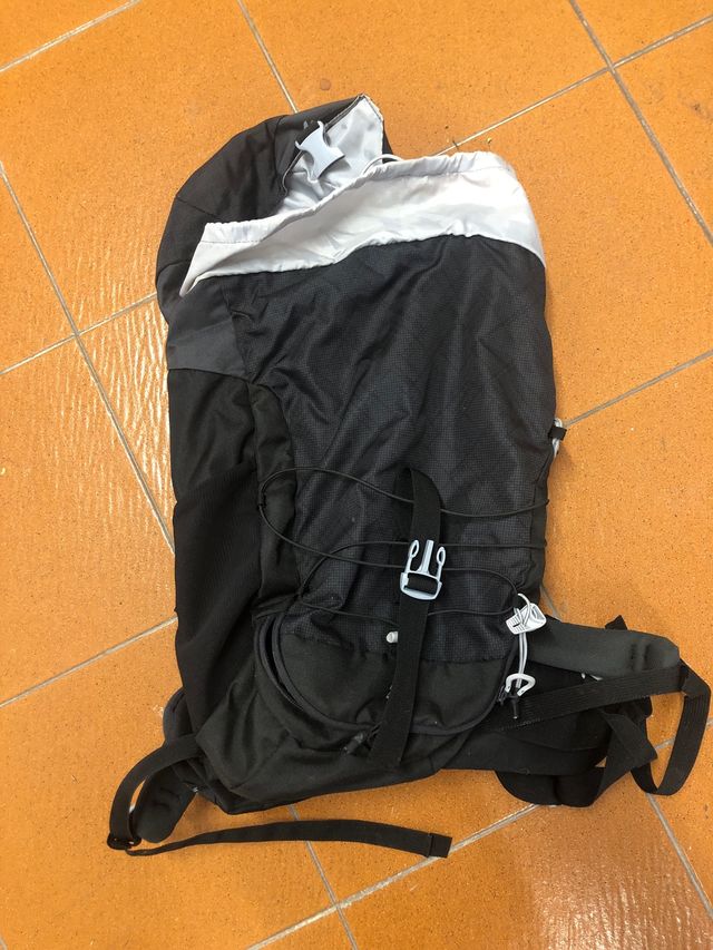Mochila Decathlon para ruta