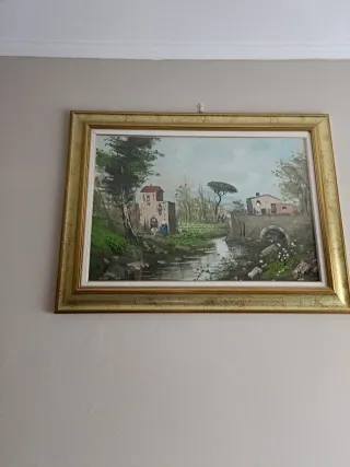 Quadro con cornice dorata tutti completi