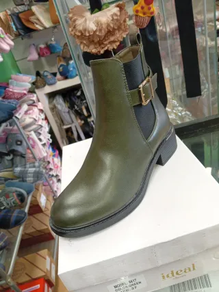 Botín verde talla 37