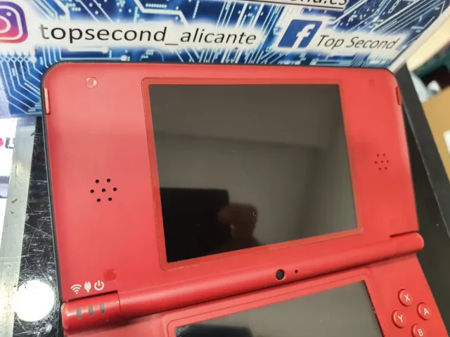 Nintendo DSi XL Edición Mario Bros 25 Aniversario