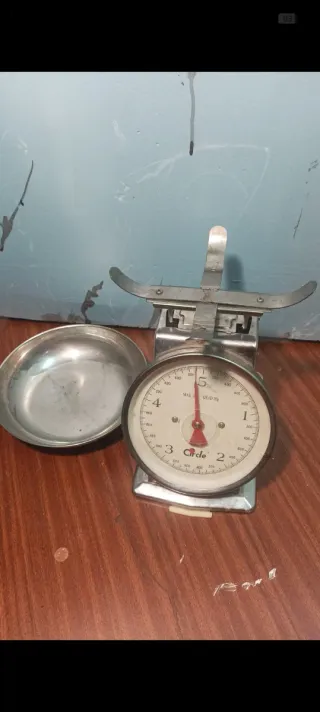 Balanza antigua de cocina