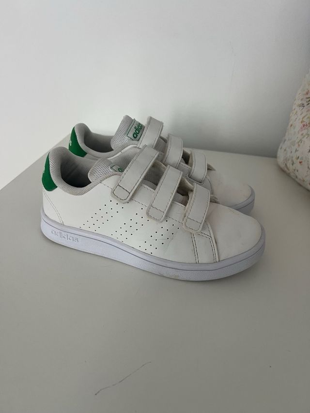 Sneakers Adidas Advantage Taglia 30