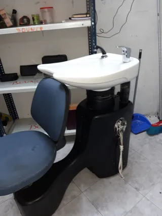 Vendo juntos o separados ,sillon y lavacabezas,