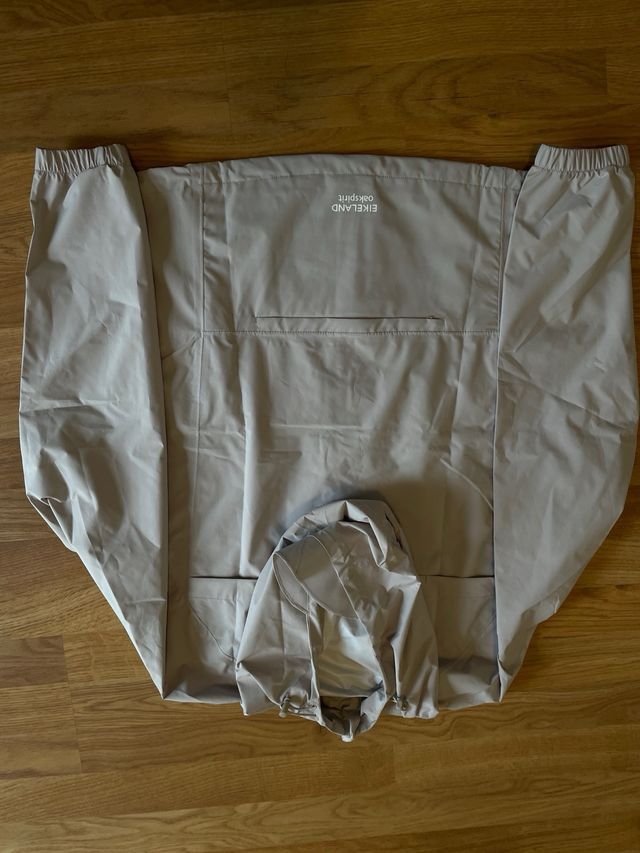 Cortavientos Eikeland Beige Talla Única