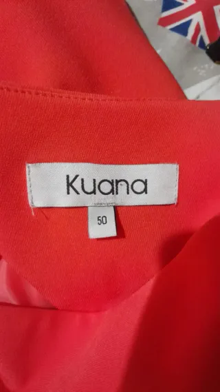 Tuta elegante nera e arancione