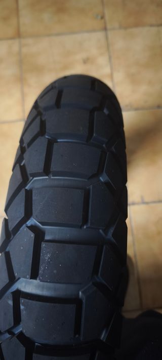 Neumático Continental TKC70 Rocks