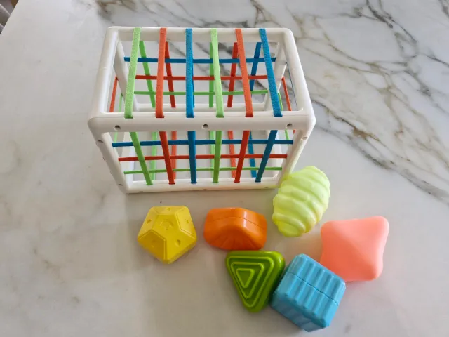 Caja Montessori Elástica Colores