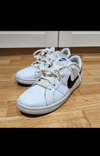 Nike Court Royale 2 Talla 42.5