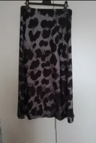 Falda larga estampado animal