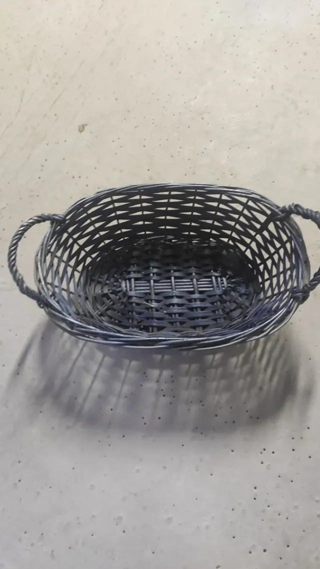 Ceste in vimini e plastica