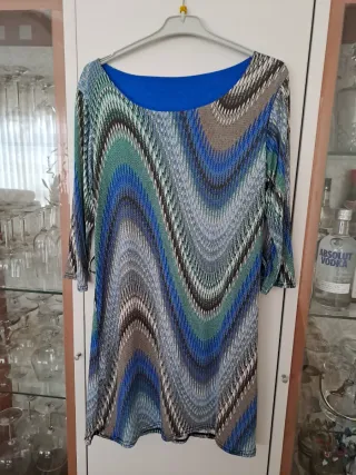 Vestido estampado ondas