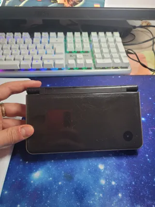 Nintendo DSi XL Negra