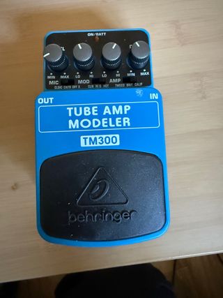 Behringer TM300 Tube Amp Modeler