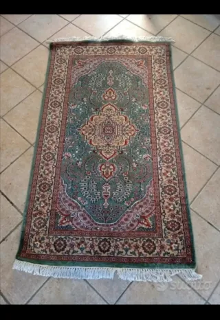 Tappeto Indiano Verde e Rosso