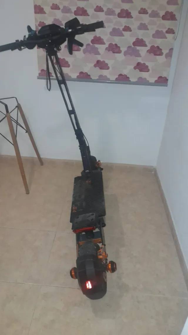 Kukirin G4 Patinete Eléctrico tienen 555 km nadams