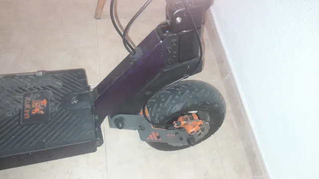 Kukirin G4 Patinete Eléctrico tienen 555 km nadams