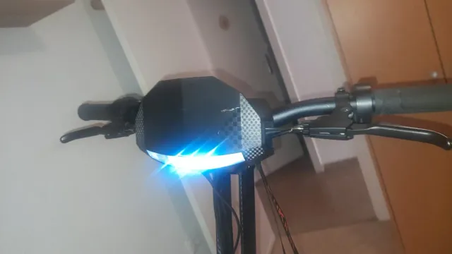 Kukirin G4 Patinete Eléctrico tienen 555 km nadams