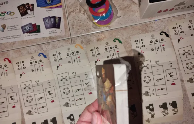 Alzad vuestras copas juego de mesa