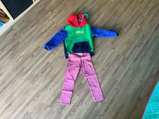 Sudadera Polo Ralph Lauren y pantalón rosa