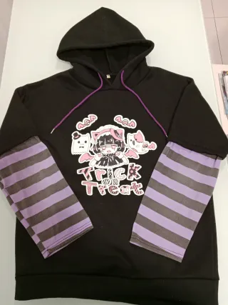 Sudadera con capucha y mangas a rayas