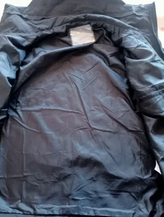 Cortavientos de hombre Negra