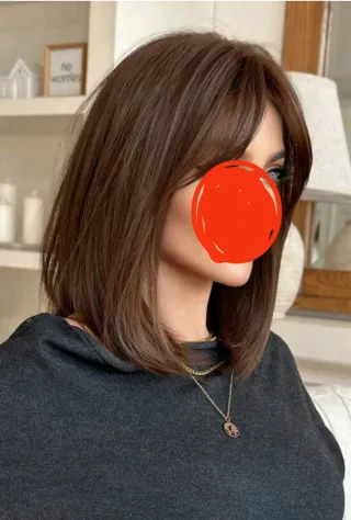 Peluca pelo sintético castaño