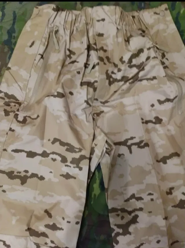 Traje tormenta Ejercito Español