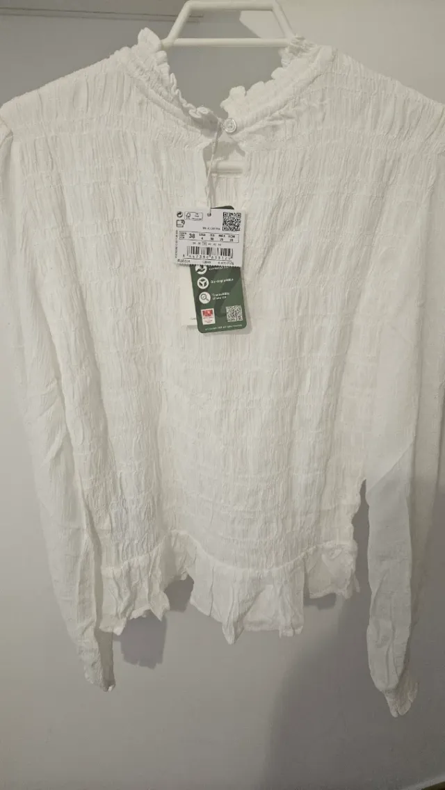 Camisa romántica Springfield blanca + pañuelo