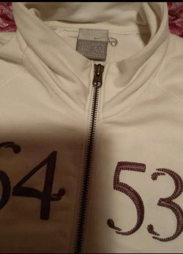 Sudadera Nike Blanca con Números
