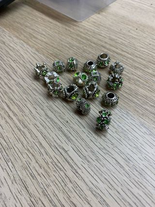 Cuentas para pulseras con abalorios verdes