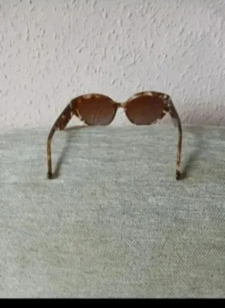 Gafas de sol marrones