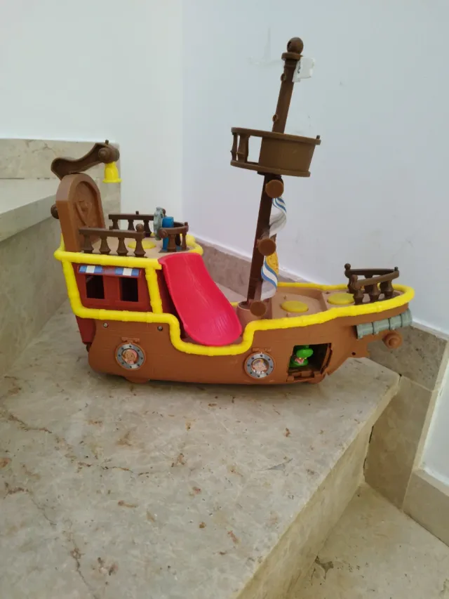 Barco Pirata Jake y los Piratas de Nunca Jamás
