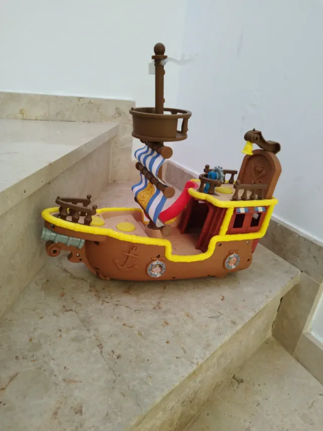 Barco Pirata Jake y los Piratas de Nunca Jamás