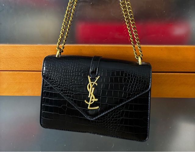 COPIA Bolso YSL Negro Piel Cocodrilo Dorado