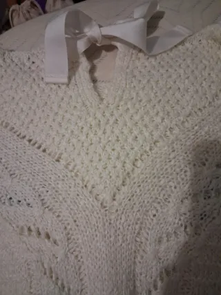 Jersey Bsk blanco roto talla S o 36.