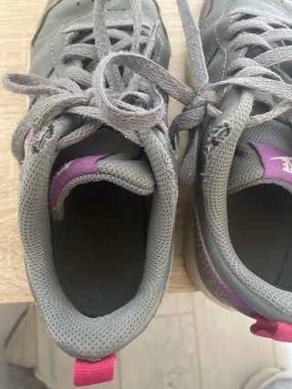 Zapatillas Nike niña T.35,5