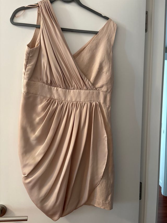 Vestido de fiesta dorado