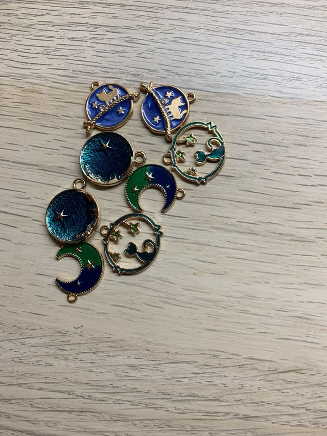 Cuentas para hacer pulseras (azul, verde)