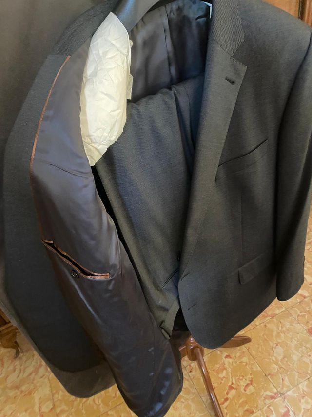 Traje de lana gris oscuro Talla 58