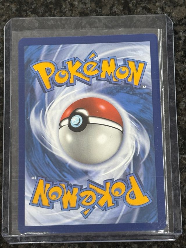 Carta Pokémon Ralts Básico 70 PS