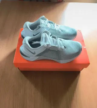 Zapatillas Nike Metcon 10 Gris/Blanco