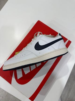 Zapatillas Nike Court Blancas y Negras