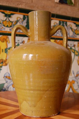 Cántaro antiguo de Chiva