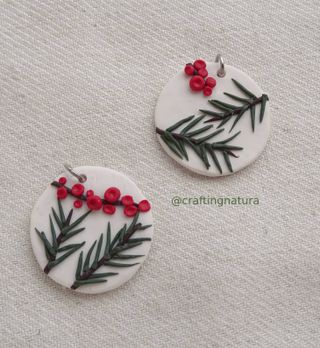 Colgante Navideño con Bayas Rojas