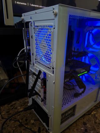 PC Gaming Ryzen 5600G RTX 5060 32GB RAM