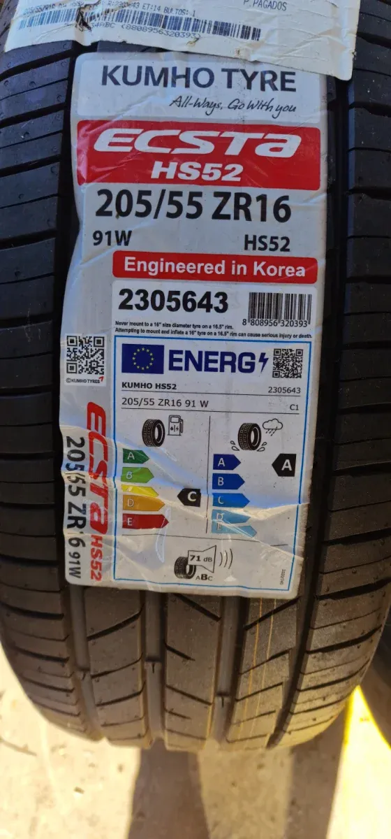 Neumático Kumho Ecsta HS52 205/55 ZR16 91W