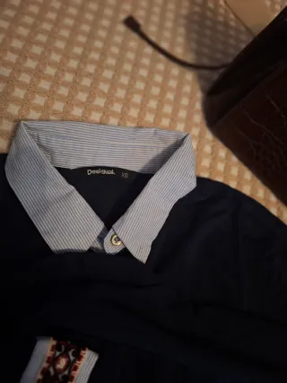 Camisa Desigual Azul y Negra