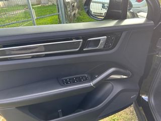 Porsche Cayenne 2019