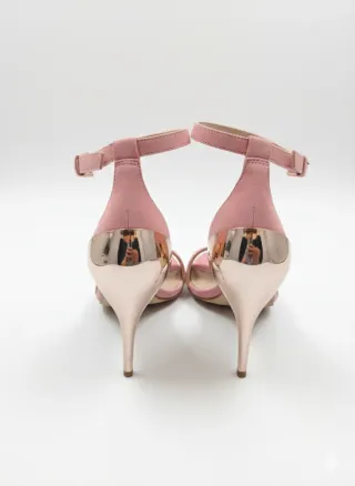 Sandalias Zara tacón rosa y naranja