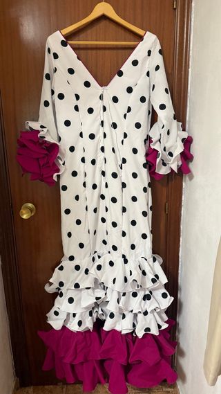 Vestido Flamenca Lunares Blanco y Fucsia